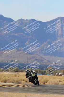 media/Dec-17-2023-CVMA (Sun) [[bf0c04832d]]/Race 2 Amateur Supersport Open/